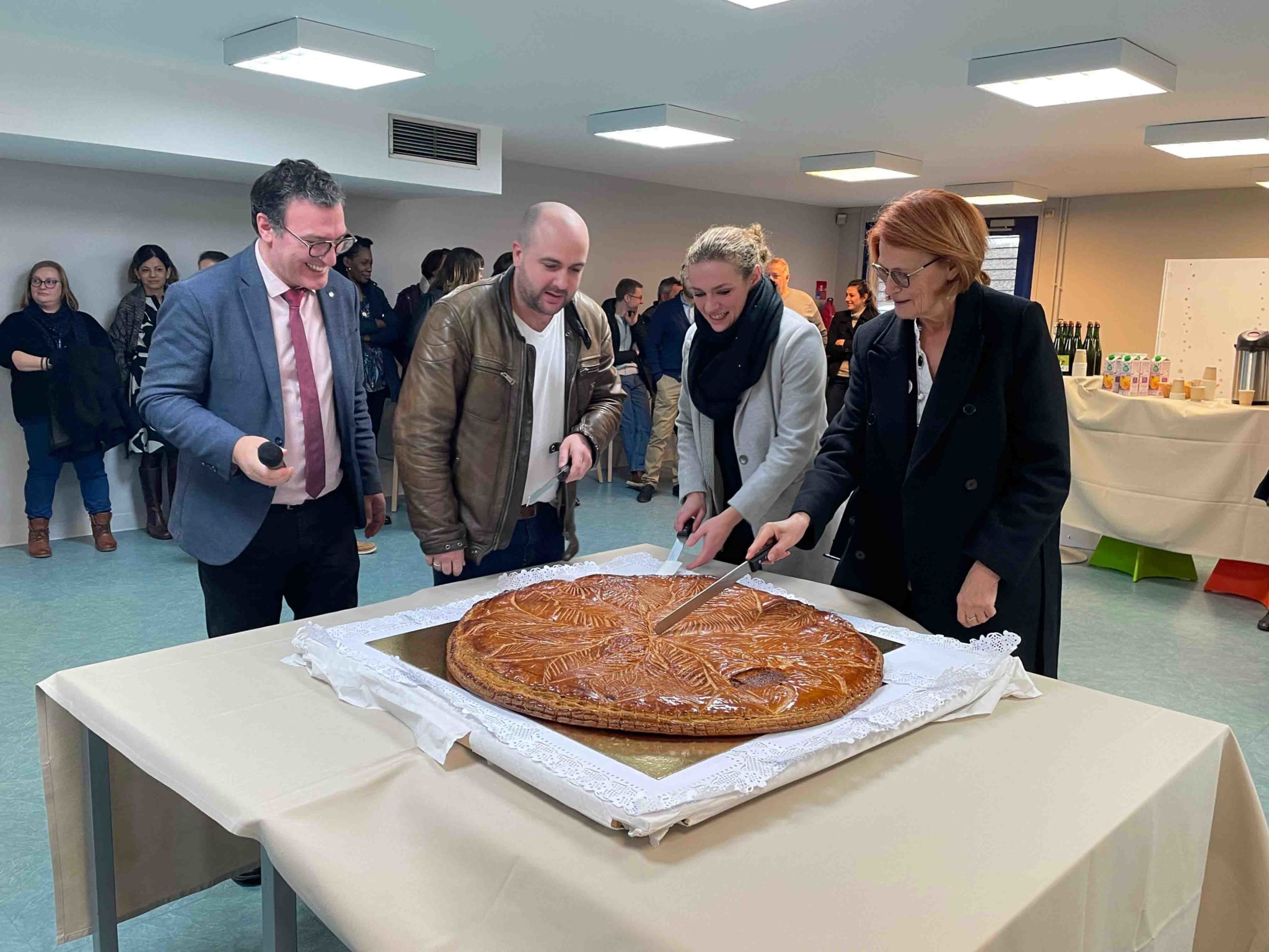 Une impressionnante galette pour les vœux 2023 - CFAie